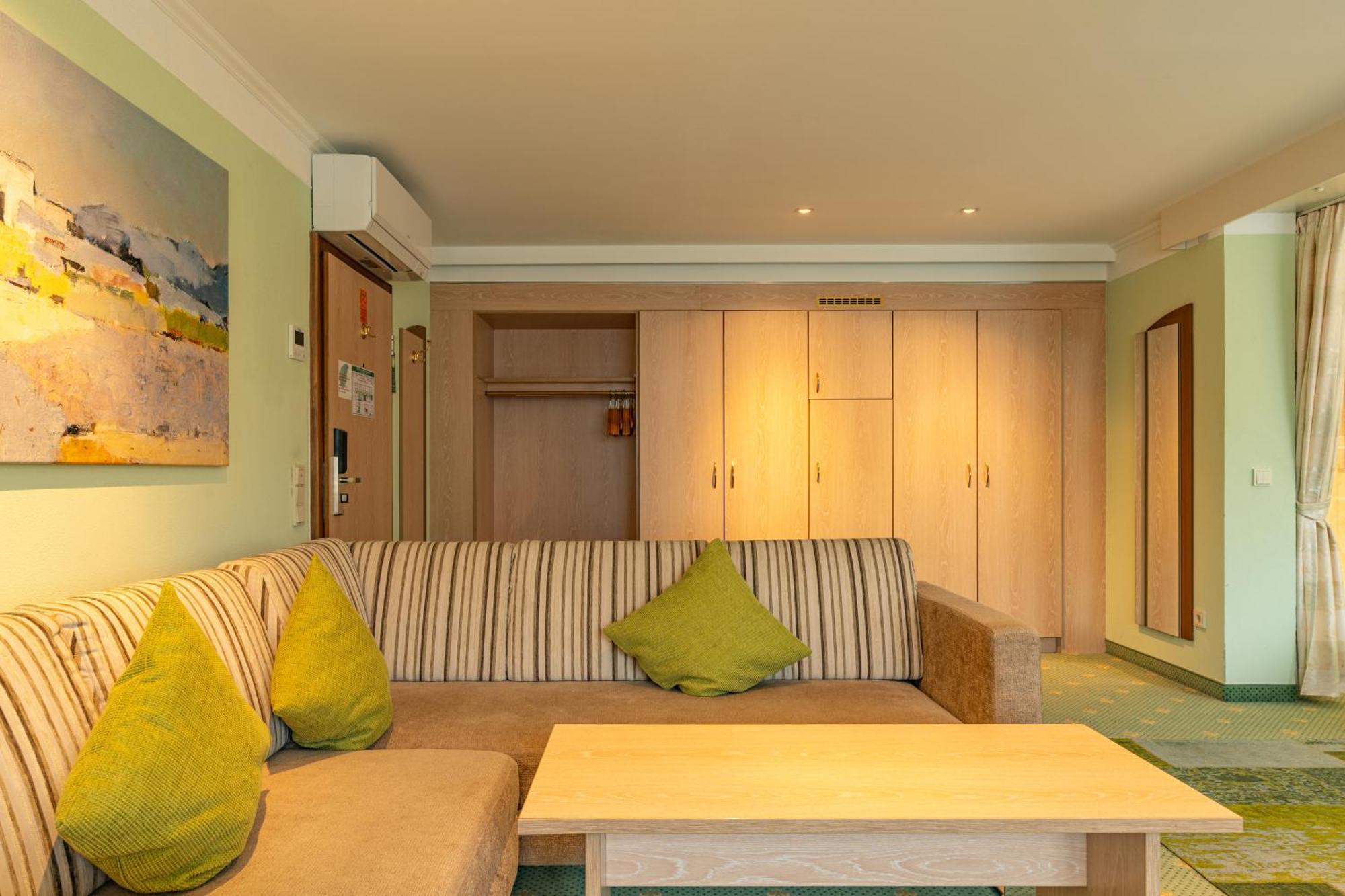 רוזנהיים Parkhotel Crombach חדר תמונה
