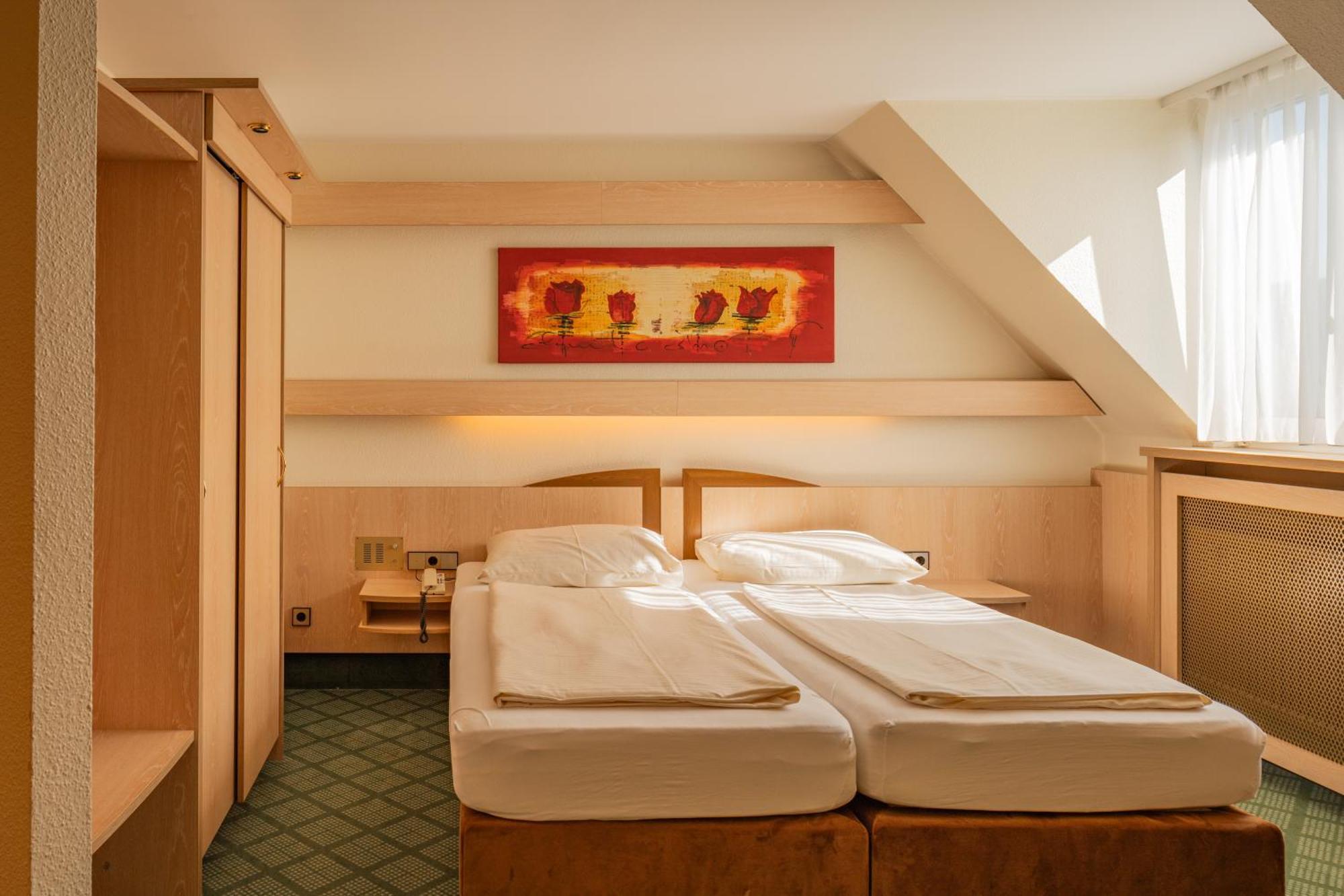 רוזנהיים Parkhotel Crombach חדר תמונה